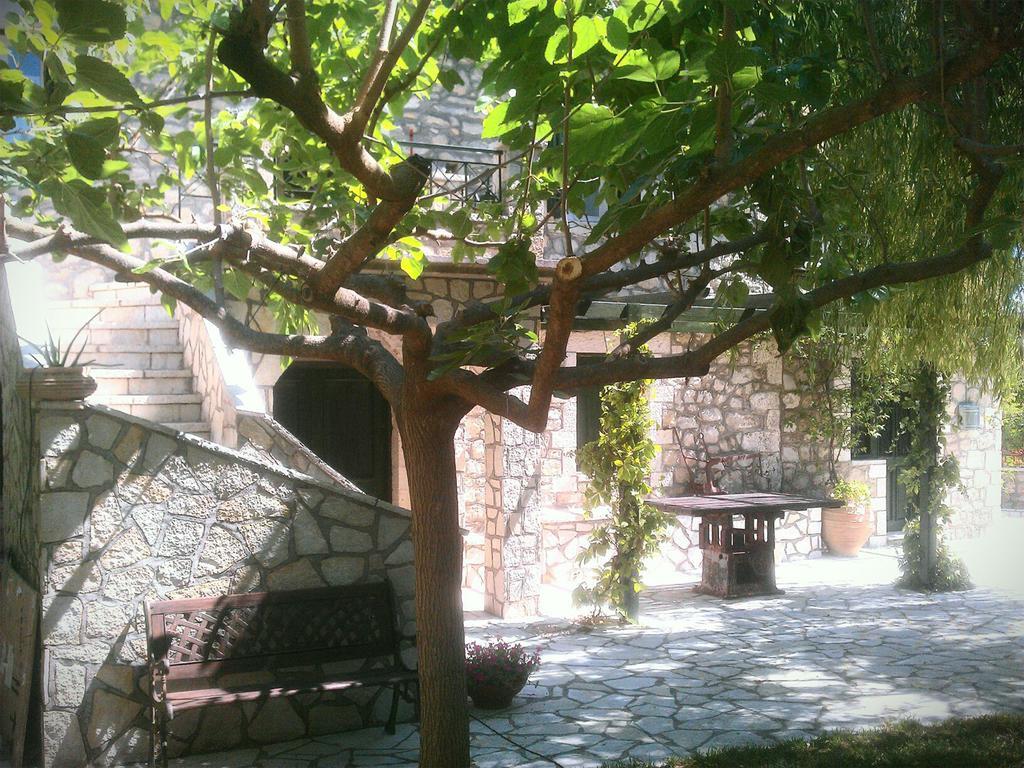 Sterna Apartment Asprogerakata Exterior foto